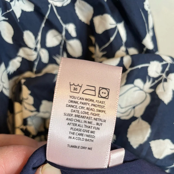 NWT SELKIE The Maria Mini Dress In Tattoo Roses Size XS Navy/White - Picture 9 of 9